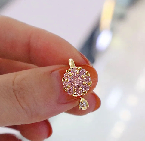 Moissanite Studs Gold